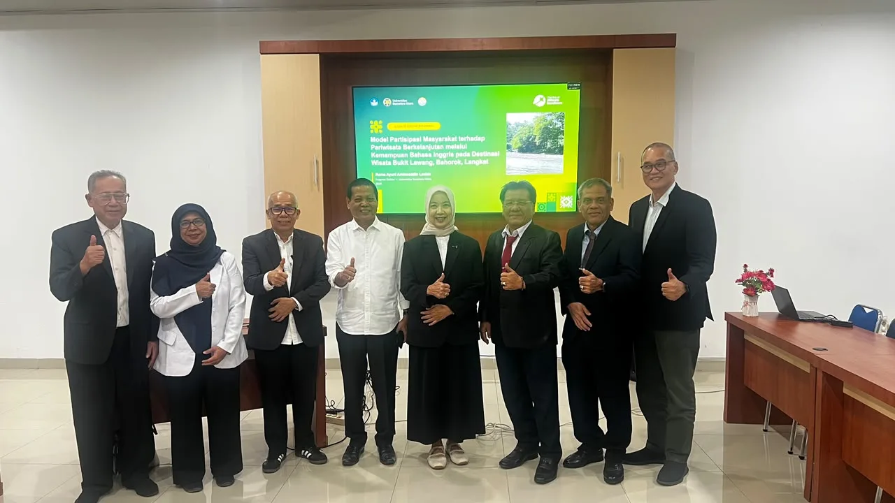 Dosen FIB USU Dra. Roma Ayuni Aminoeddin Loebis, M.A. Raih Gelar Doktor dengan Predikat A di USU